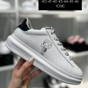 KarlLagerfeld5