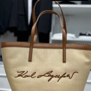 KarlLagerfeld5